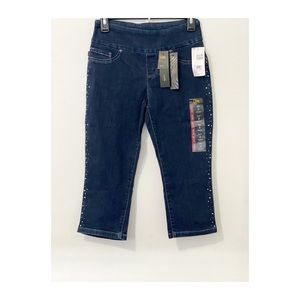 Lee Capri jeans with rhinestone size 2 petite